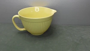 Melamine Batter Bowl with Pour Spout & Handle, 2qt- Latte Yellow - Picture 1 of 8