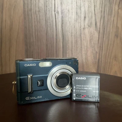 Casio EXILIM EX-Z55 Velvet Blue Compact digital camera 5.0MP with battery Tested - Image 1 of 4