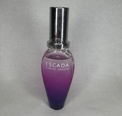 ESCADA MARINE GROOVE 1,6 oz/1,7 oz/50 ml Eau de Toilette Spray para Mujer Foto 1 de 4