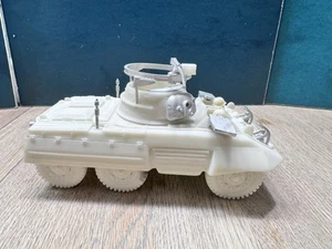 Britains: Set 17585 - US M8 Armored Car - Resin Sample Model. Unique - Picture 1 of 6