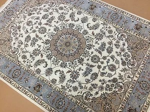 4'.3" X 6'.2" Fine Quality Ivory Oriental Area Rug Hand Knotted Wool & Silk - Picture 1 of 12