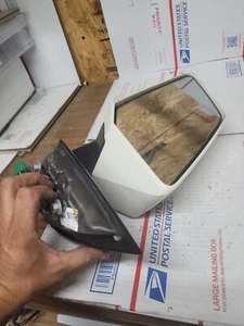 07 - 12 Acadia Outlook Traverse LEFT Driver Side Mirror Turn Signal - Picture 1 of 5