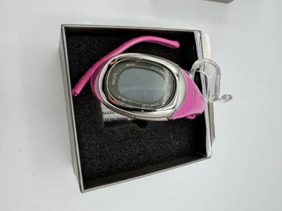 Reloj Nike Mujer WR0075 Imara Run Multifunción Pinkfire Nuevo Antiguo Stock Leer Foto 1 de 4