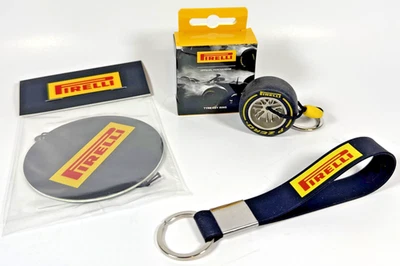 Лот шин Pirelli - шины P Zero и брелоки с коротким ремешком + освежитель воздуха - Изображение 1 из 4