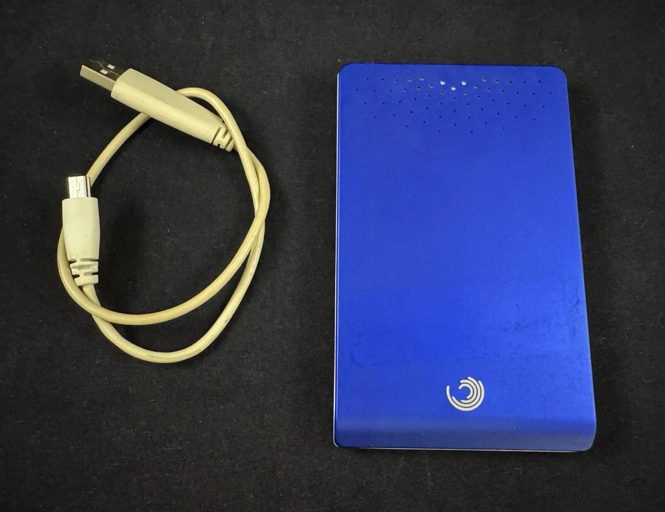 Seagate FreeAgent Go 500GB Blue USB 2.0 External Hard Drive 9KX2AH-501 - Image 1 of 3