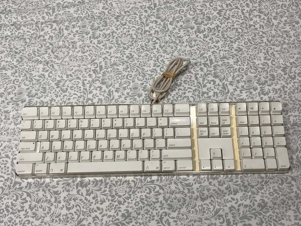 Apple A1048 USB Keyboard White Clear Acrylic Vintage Mac G5 Tested Working - Image 1 of 4