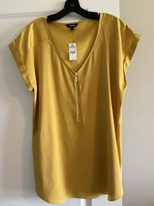 Women's Blouse - Picture 1 of 1