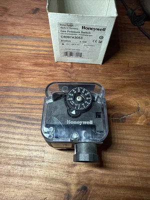 Interruptor de presión Honeywell C6097A3053 Foto 1 de 4