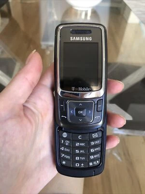 Teléfono deslizante Samsung - gris y negro (T Mobile) muy raro - sin probar Foto 1 de 4