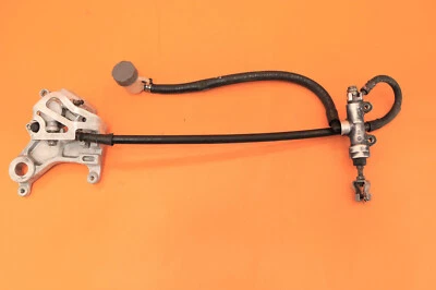 90-91 CR250R CR250 1991 OEM pinza de freno trasera soporte manguera cilindro maestro Foto 1 de 4