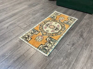 Piccolo tappeto turco arancione, tappeto bagno, zerbino antico, bohémien 1,5 x 2,9 piedi - Foto 1 di 10