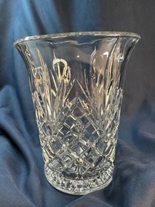 DePlomb 24 % Bleikristall Vase mit ausgestelltem Fuß, Ananas Diamant Design 7 1/2" - Bild 1 von 12