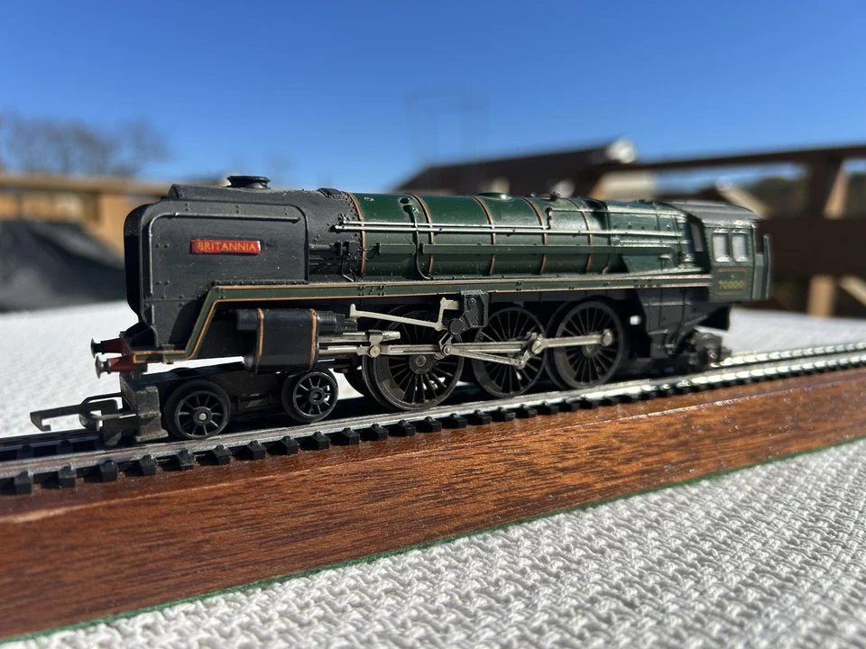 OO Hornby Triang R259 BR 4-6-2 Britannia Class Locomotive - (TESTED) - Image 1 of 4