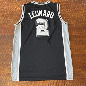 Camiseta deportiva firmada por Kawhi Leonard de los San Antonio Spurs PSA ADN autografiada - Imagen 1 de 6