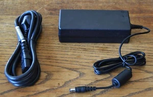 CHARGEUR ORIGINAL ZEBRA SAWA-52-312524 24V 3,125A NEUF. - Picture 1 of 3