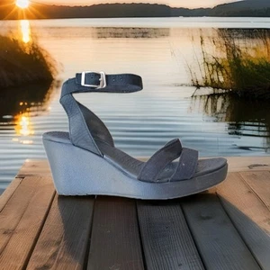 Crocs Wedge Heel Espadrille Sandals Women's Size 8 - Picture 1 of 5