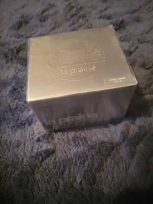 La Prairie Switzerland Skin Caviar Powder Foundation In  Box Sealed  - Image 1 of 4