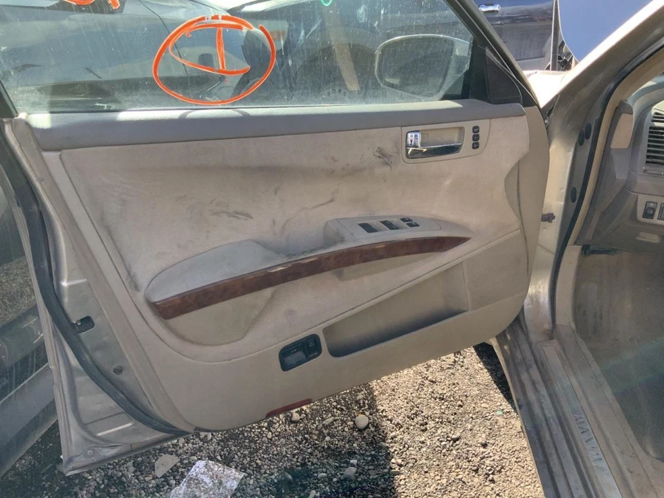 OEM MAXIMA    2006 Front Door Trim Panel 1334187 - Image 1 of 4