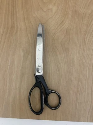 Vintage WISS MODEL CB7 USA PINKING SHEARS SCISSORS Scalloping 7-1/2” Long - Image 1 of 4