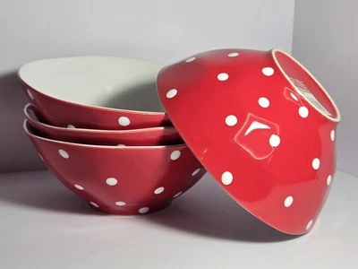 4 cuencos de sopa Maxwell & Williams Sprinkle cupé lunares rojos y blancos 7" nuevos de stock Foto 1 de 4