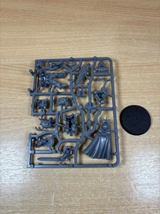 40K Primaris Captain Gravis Armour Dark Imperium Space Marines Heroes Warhammer - Picture 1 of 2