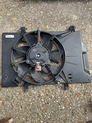 12-17 FORD FIESTA MK7 PETROL RADIATOR COOLING FAN C1B1-8C607-AF - Image 1 of 3