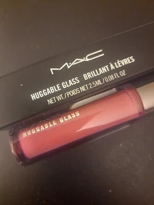 NIB MAC HUGGABLE GLASS LIPGLASS (LOVE BUZZ) FUSCHSIA LIP LE NEW! ๐ - Picture 1 of 2