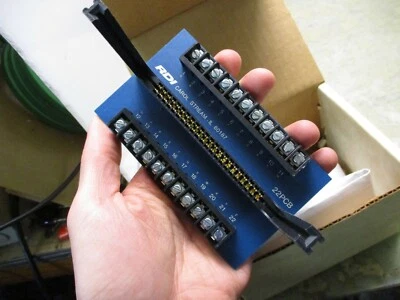 augat rdi 22pcb snaptrack connector interface module [3*MM-3] - Image 1 of 3