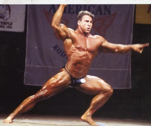 BODYBUILDING ANNI 80 CALIFORNIA COMPETITION EXCLUSIVE* STAMPA A COLORI 8X10" N. 82 - Foto 1 di 1
