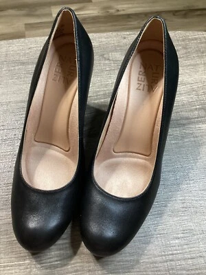 Auténticos zapatos de salón Naturalizer Michelle negros para mujer talla 6,5 Foto 1 de 4