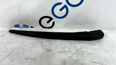 Brazo limpiaparabrisas puerta trasera 2017 Kia Soul 98815-1R000 2014 2015 2016 2018 2019 Foto 1 de 2