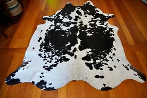 Bold & Beautiful - An Amazing 101 Dalmation Black & White Speckled Cowhide Rug - Picture 1 of 9