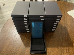 Estuche de parachoques de losa con clasificación PSA resistente a los rayos UV magnético aluminio negro - Imagen 1 de 6