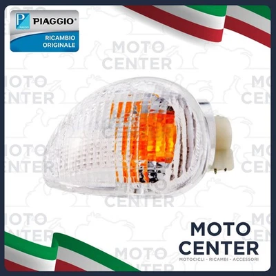 FRECCIA POSTERIORE DX. TRASPARENTE PIAGGIO VESPA ET2 ET4 50 - ET4 125 ('96-'02) - Immagine 1 di 3