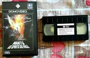 Manitù lo spirito del male VHS RARA PERFETTA -No Edizioni DVD- - Foto 1 di 2