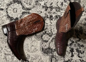 JW RANCH (Jhonn Whaynee) Exotic Caiman Boots size 28 = US Size 9-9.5 - Picture 1 of 18