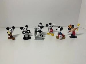 8 Mickey Mouse Steamboat Willie Figures 90 Years of Disney Magic And More - Picture 1 of 17