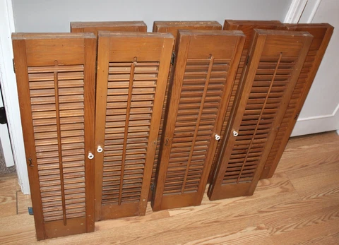 VINTAGE LOT OF 8 32" TALL DOUBLE NATURAL WOOD WINDOW SHUTTERS WITH SOME HARDWARE Cover