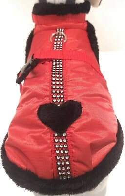 MASI DOGSDESIGN Wintermantel Plüsch XS S M Hundemantel rot wasserabweisend Herz Hund Glitzer