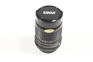 Sakar MC 135mm f/2.8 Manual Focus Portrait Prime Canon FD Mount Lens - Picture 1 of 8
