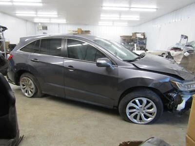 Brazo de control superior trasero derecho ACURA RDX 07 08 09 10 11 12 13 14 15 16 17 18 Foto 1 de 4