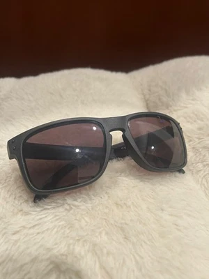 Gafas de sol Oakley Holbrook negro mate/negro Prizm OO9102 perfecto estado Foto 1 de 4