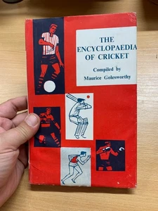 1964 "THE ENCYCLOPAEDIA OF CRICKET" M. GOLESWORTHY SPORTSMAN CLUB HB BOOK (P3) - Bild 1 von 17