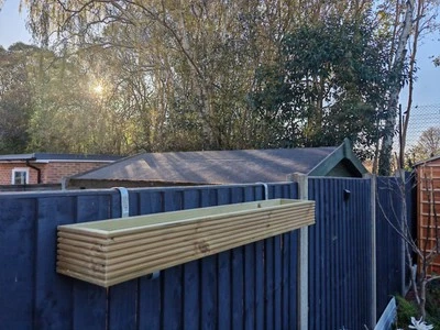 Over The Fence Hanging , decking Planter Garden Patio Trough Flower Plant Po - Image 1 of 4