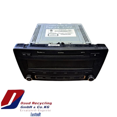 Skoda Octavia 2 Radio 1Z0035161M - Bild 1 von 2