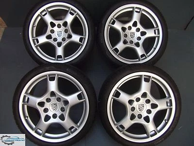 Original Porsche 911 997 Alufelgen 19 Zoll NEU 235 35 295 30 r19 Sommerräder - Bild 1 von 4