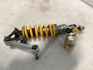 AMORTIGUADOR TRASERO TRIUMPH DAYTONA 675 675R OHLINS TTX 13-17 POCO KILOMETRAJE - Imagen 1 de 2