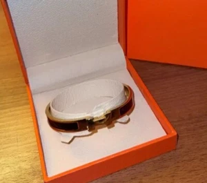 Bangle - Picture 1 of 3