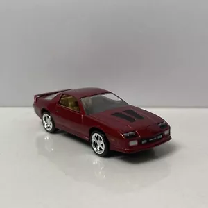 1989 89 Chevy Camaro IROC-Z Collectible 1/64 Scale Diecast Diorama Model - Picture 1 of 4