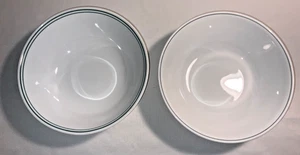 Menge 2 Corelle Rosemarie 8 1/2" x 2,5 Portion 1 grün & 1 grauer Bandrand - Bild 1 von 4